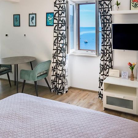 Studio Apartment Above Promenade W Terrace & Parking ราบัซ ภายนอก รูปภาพ