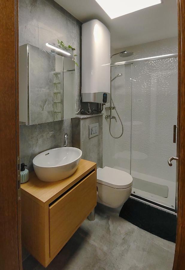 Studio Apartment Above Promenade W Terrace & Parking ราบัซ ภายนอก รูปภาพ
