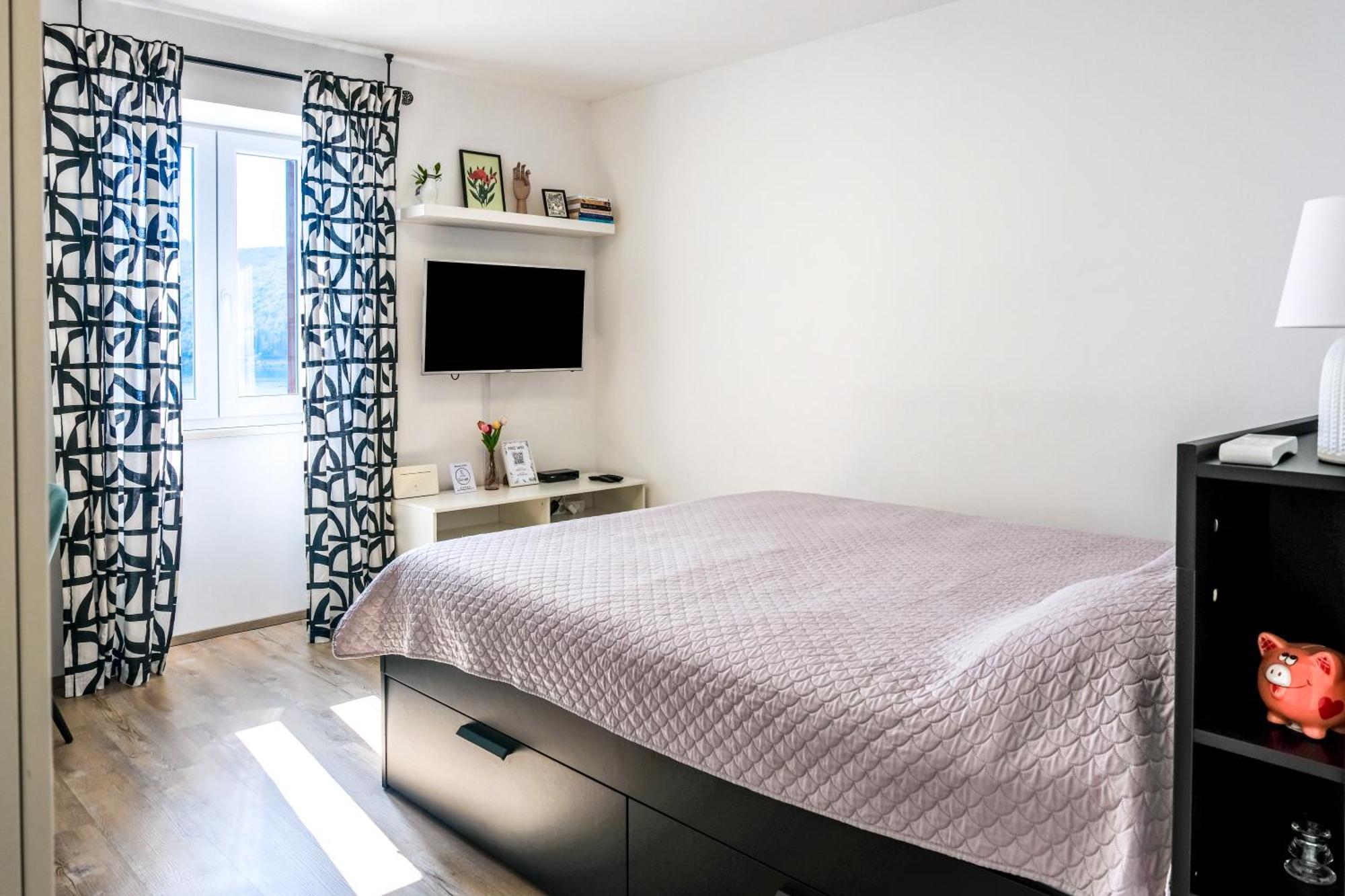 Studio Apartment Above Promenade W Terrace & Parking ราบัซ ภายนอก รูปภาพ